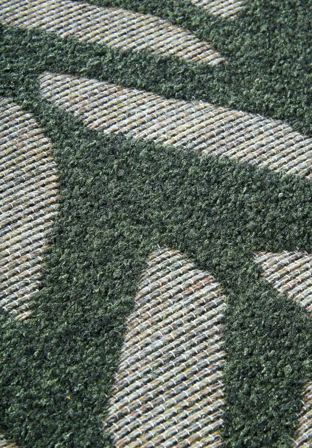 1883 Indoor Outdoor 106157 Jungle Green Rug - Image 5