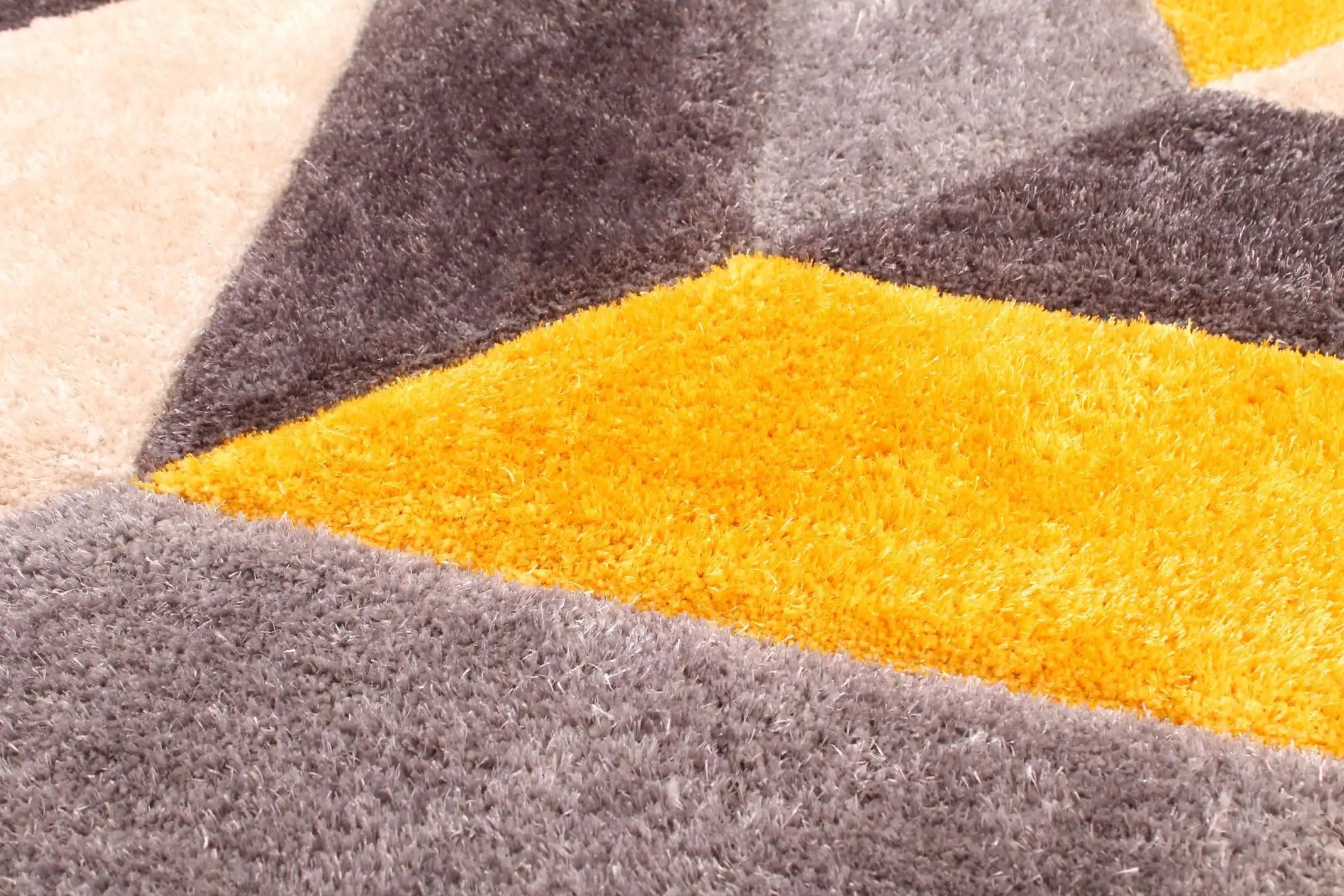 3D Carved Blazon Ochre Rug - Image 3