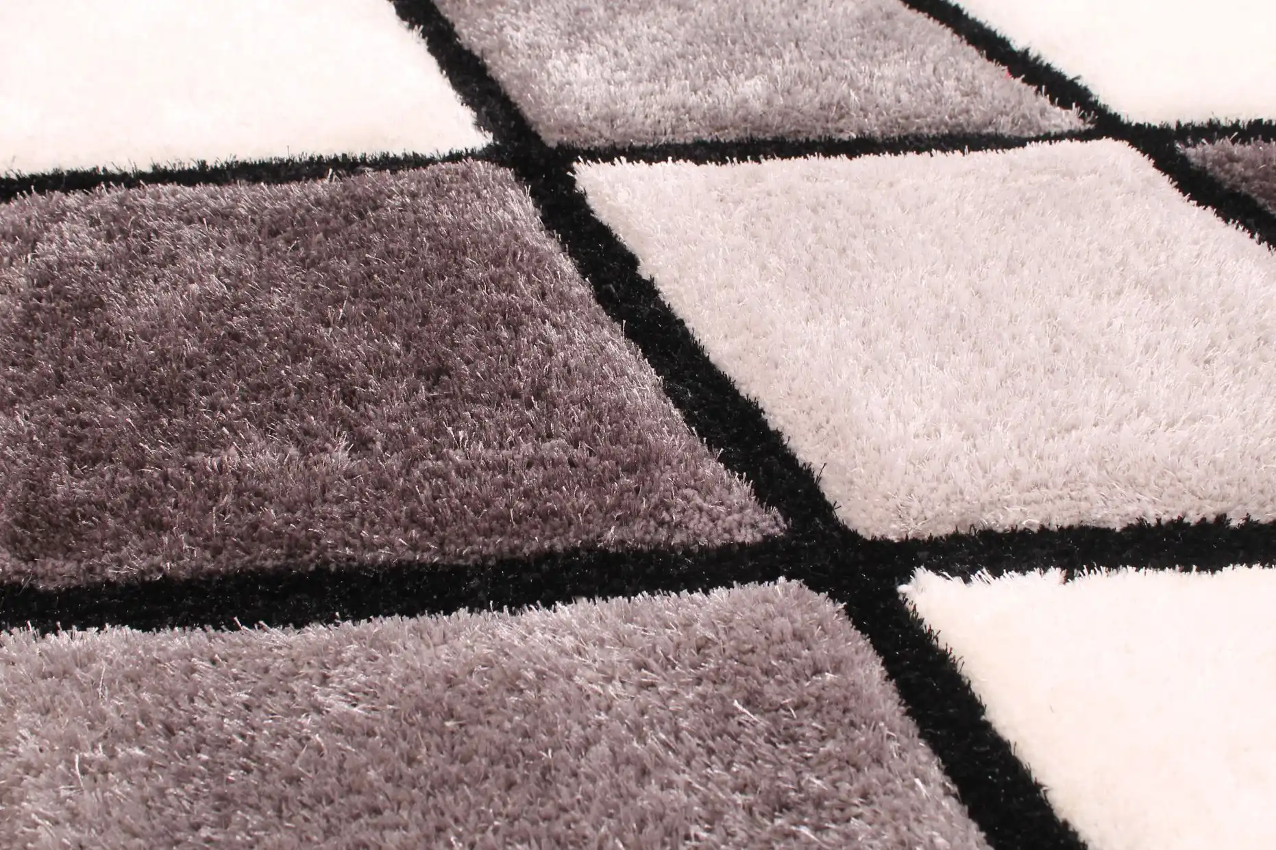 3D Carved Diamond Grey Rug - Image 3