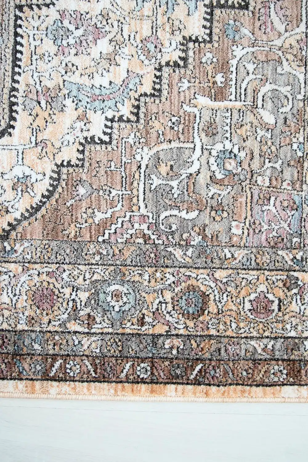 Alia 842G5 Anthracite Grey Rug - Image 7