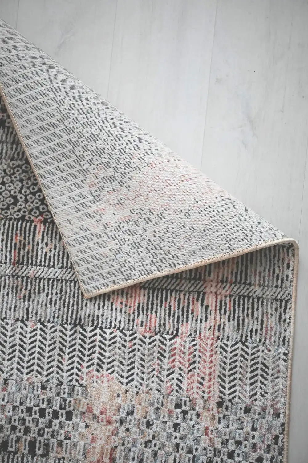 Alia 860GL Anthracite Rose Rug - Image 3