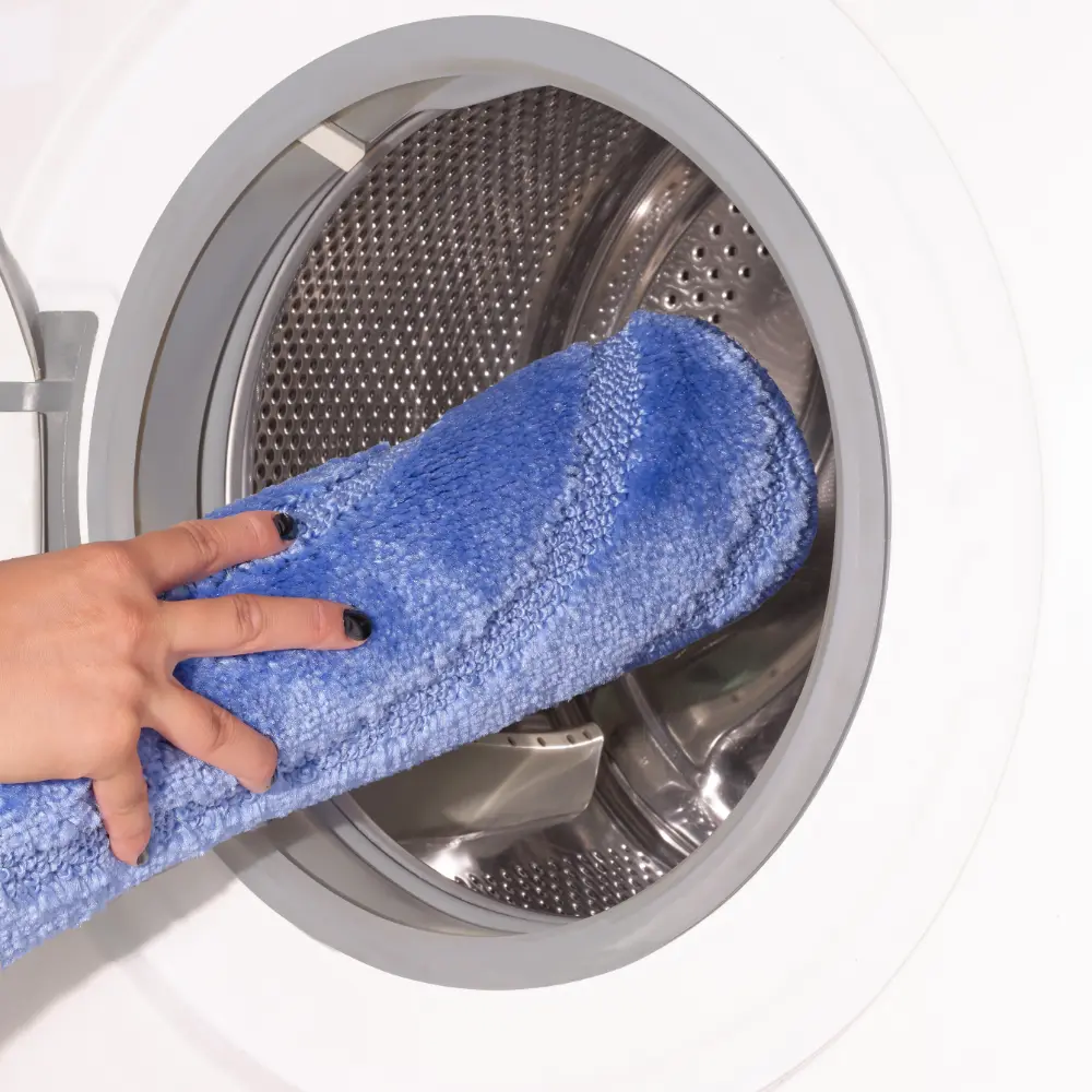 April 2-Piece Machine Washable Non-Slip Blue Bathroom Rug Set - Image 2