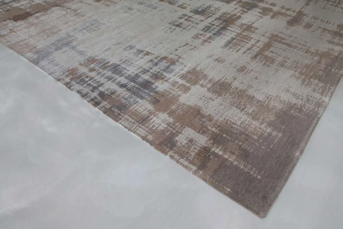Atlantic Venetian Dust 9195 Padua Beige Washable Rug - Image 4