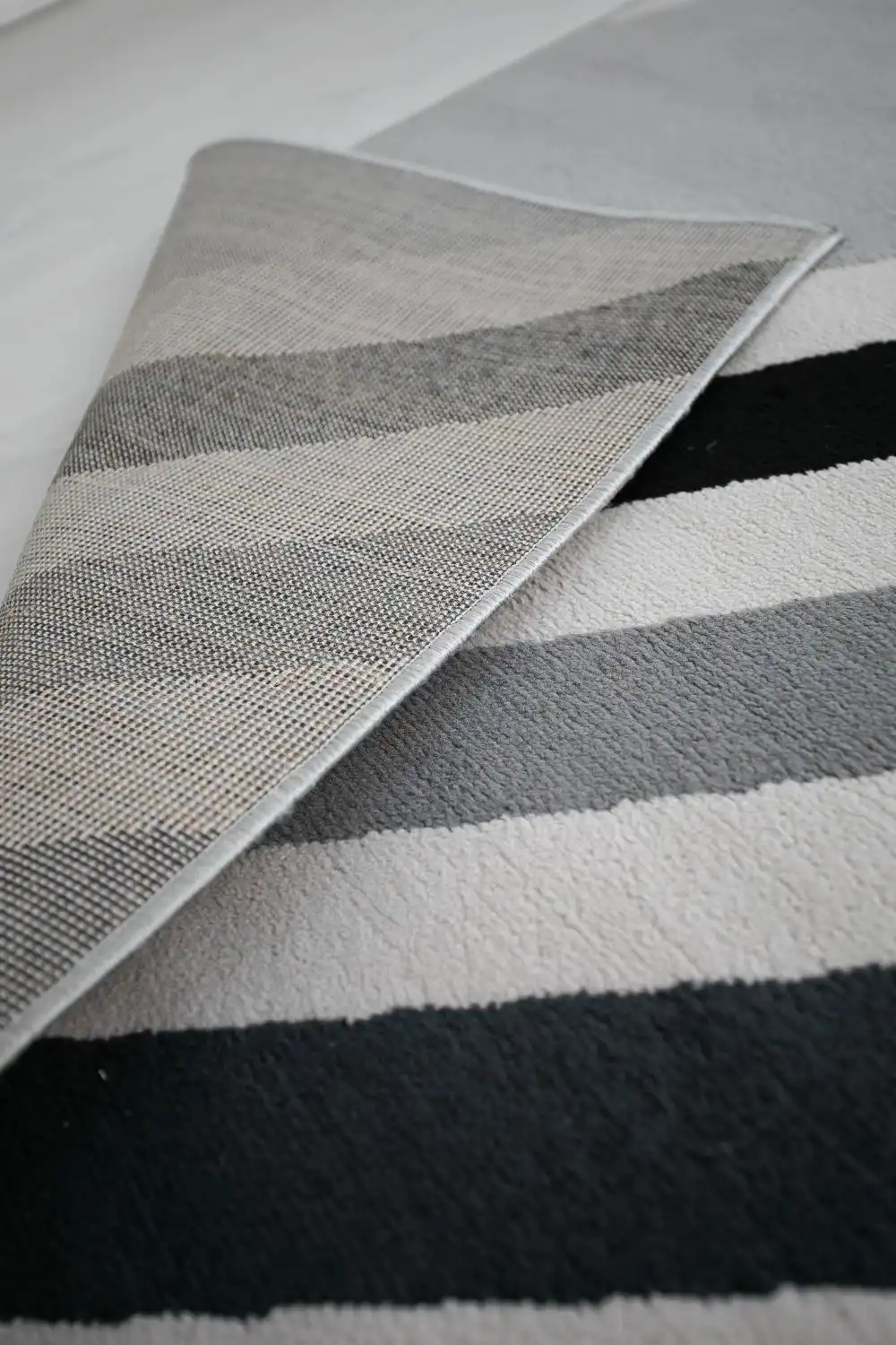 Balletto 186B Grey Black Rug - Image 3