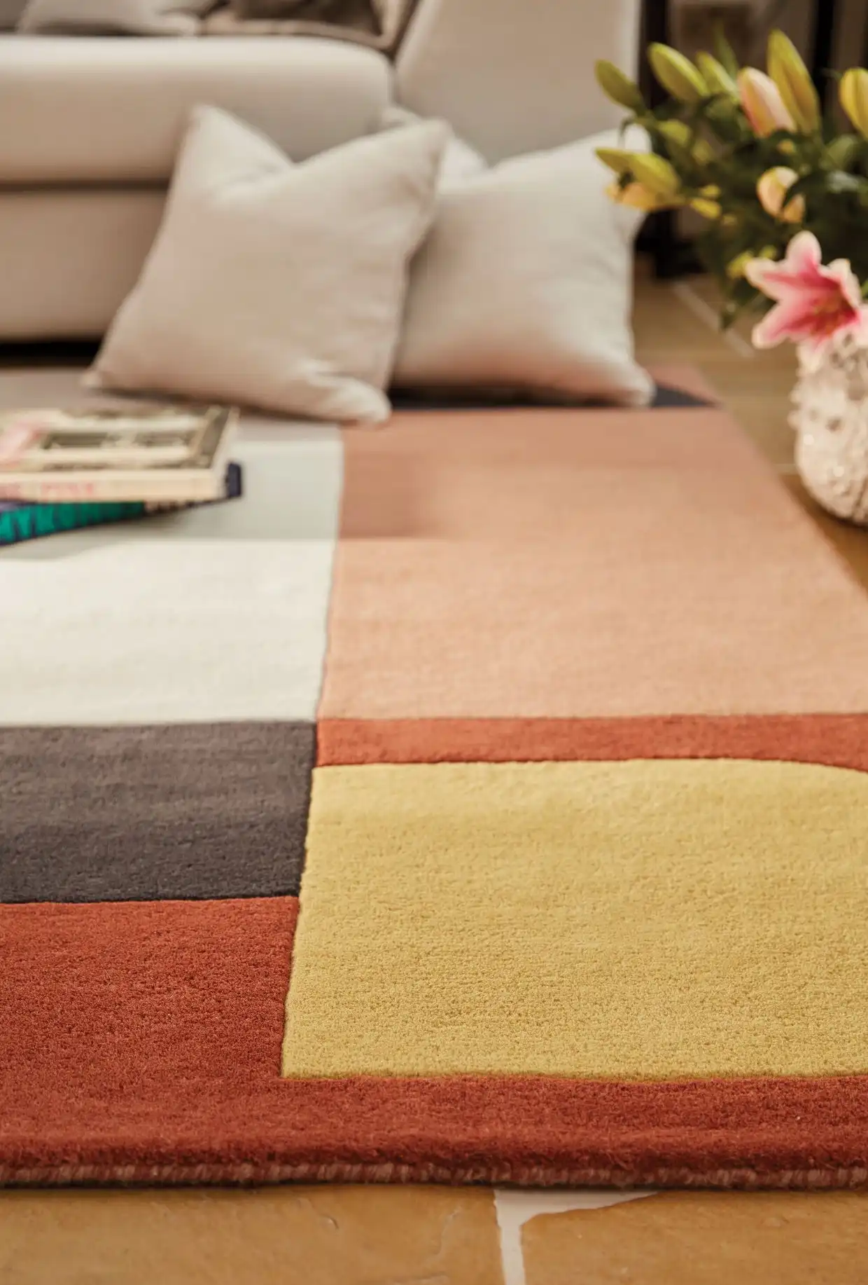 Bauhaus Graphic 2 Rug - Image 3