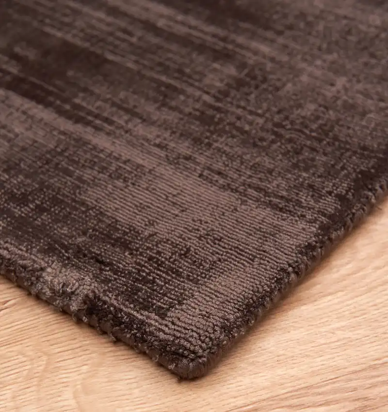 Blade Chocolate Rug - Image 3