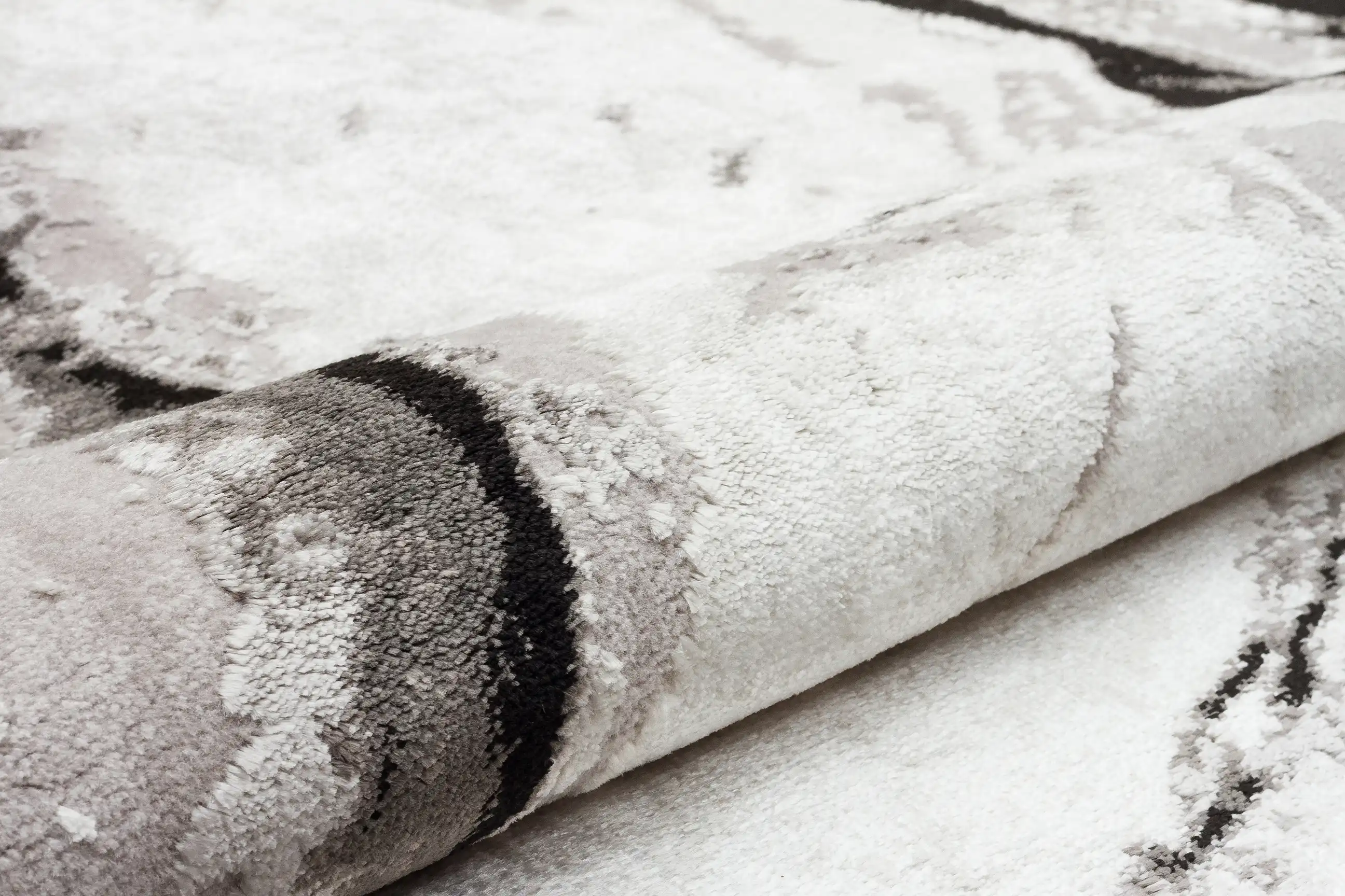 Blaze BLZ04 Silver Grey Rug - Image 3