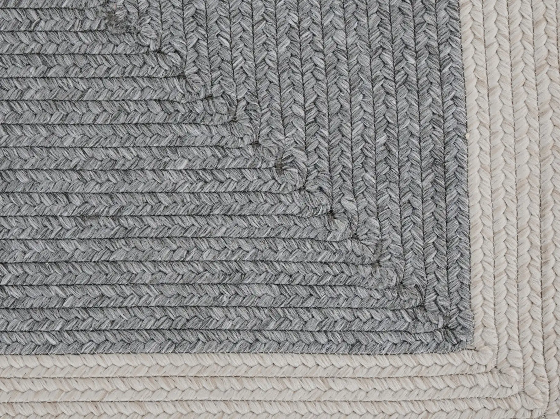 Braided 105555 Trenzado Grey Cream Rug - Image 3