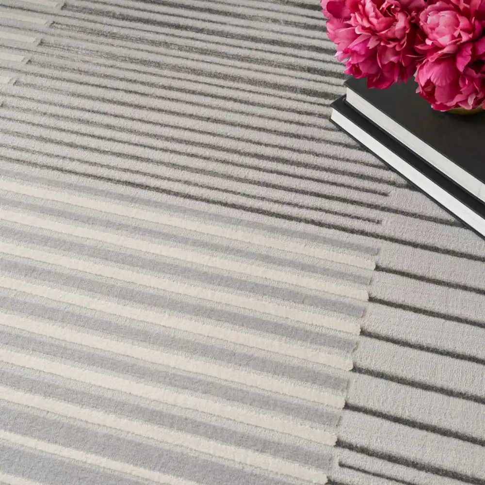 Brushstrokes BSK04 Silver Grey Rug - Image 3