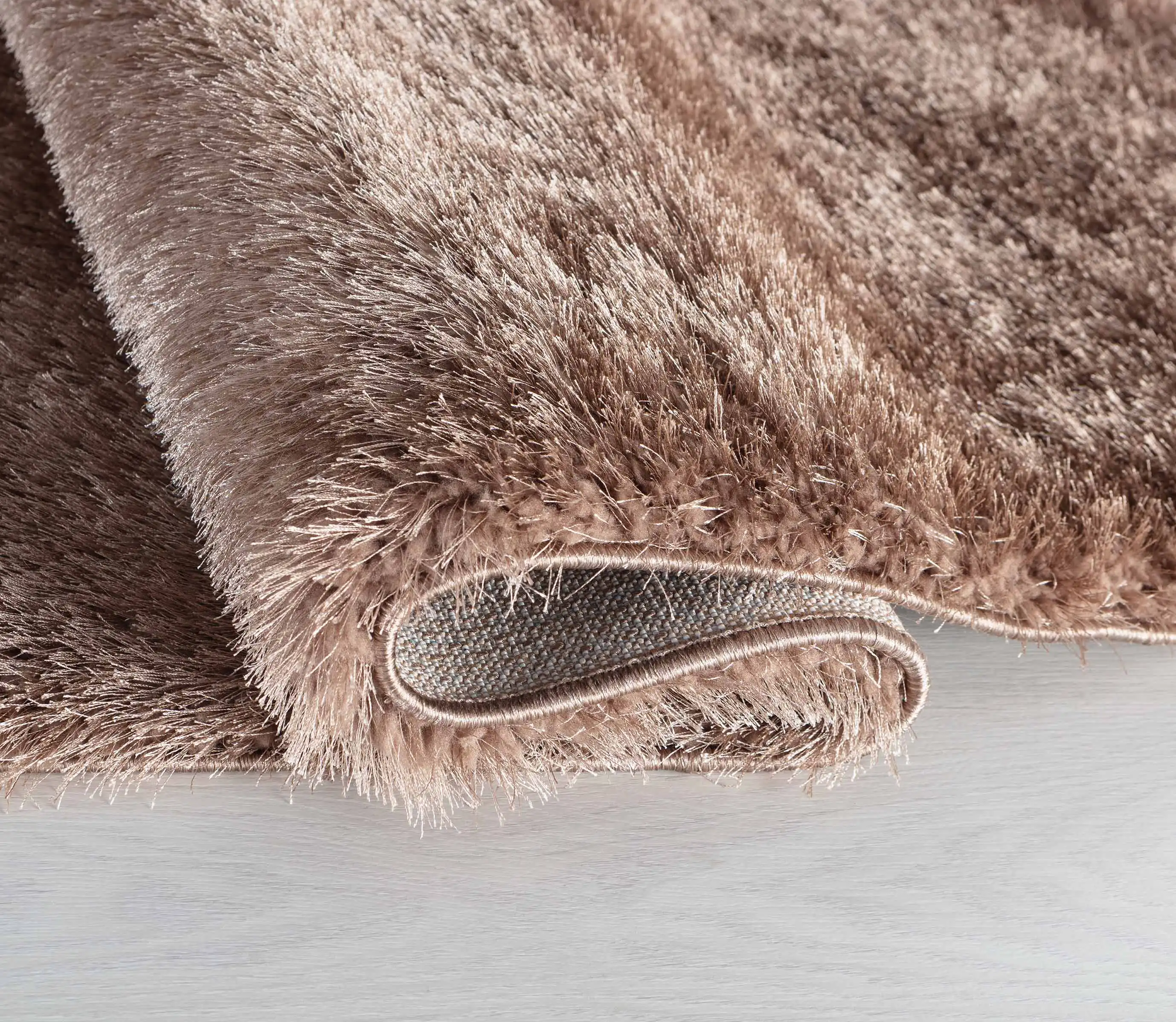 California 600 Bronze Rug - Image 3