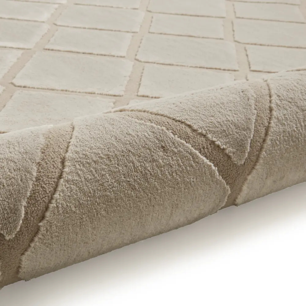 Catherine Lansfield Cosy Diamond Natural - Image 9