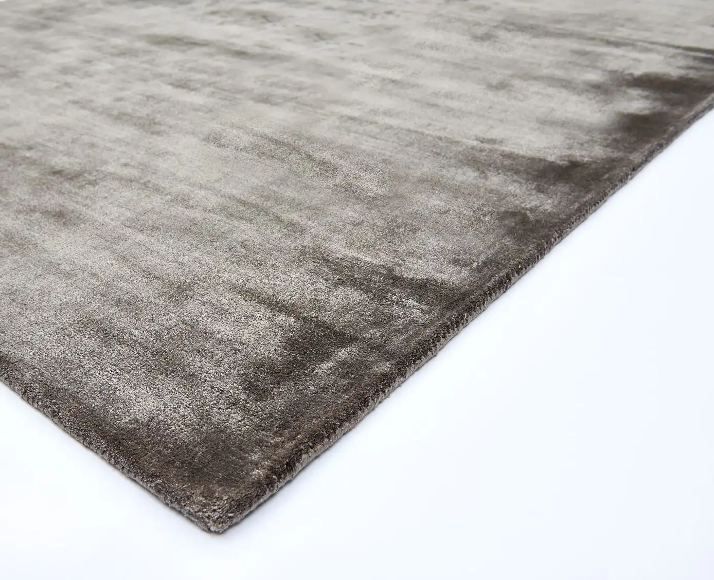 Chrome Smoke Rug - Image 2