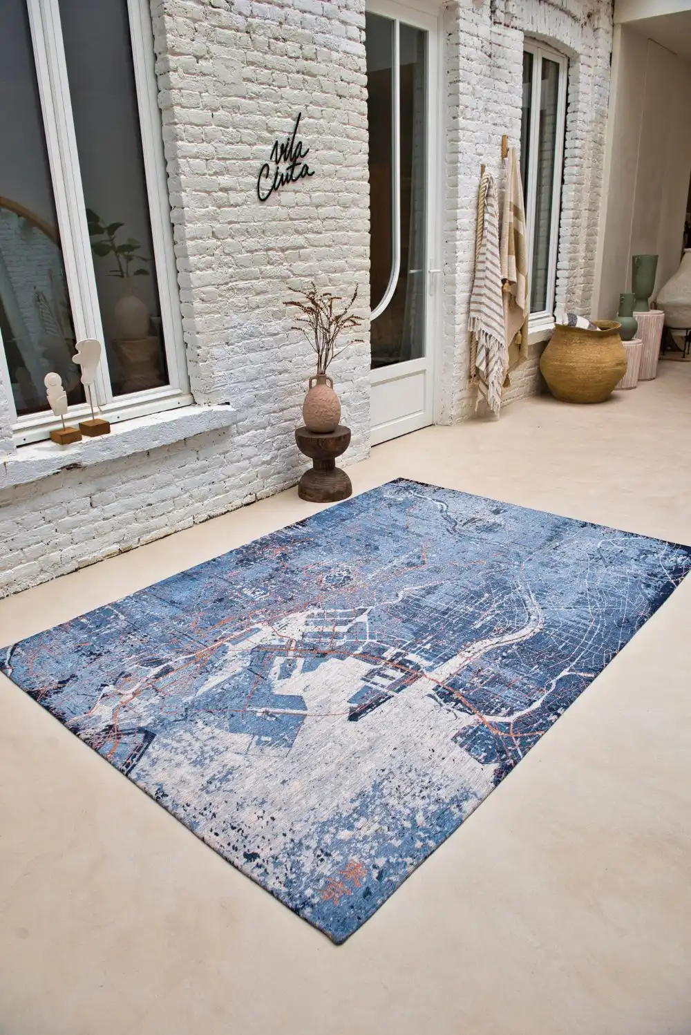 Cities 9314 Tokyo Conductive Blue Washable Rug