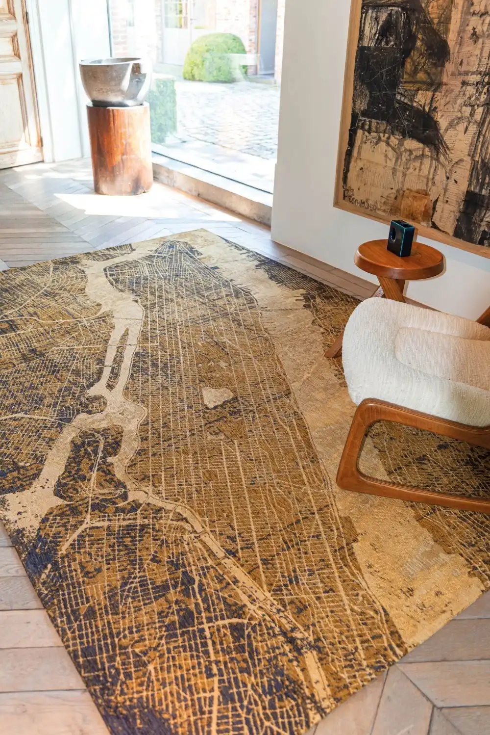 Cities 9315 New York Gatsby Gold Washable Rug