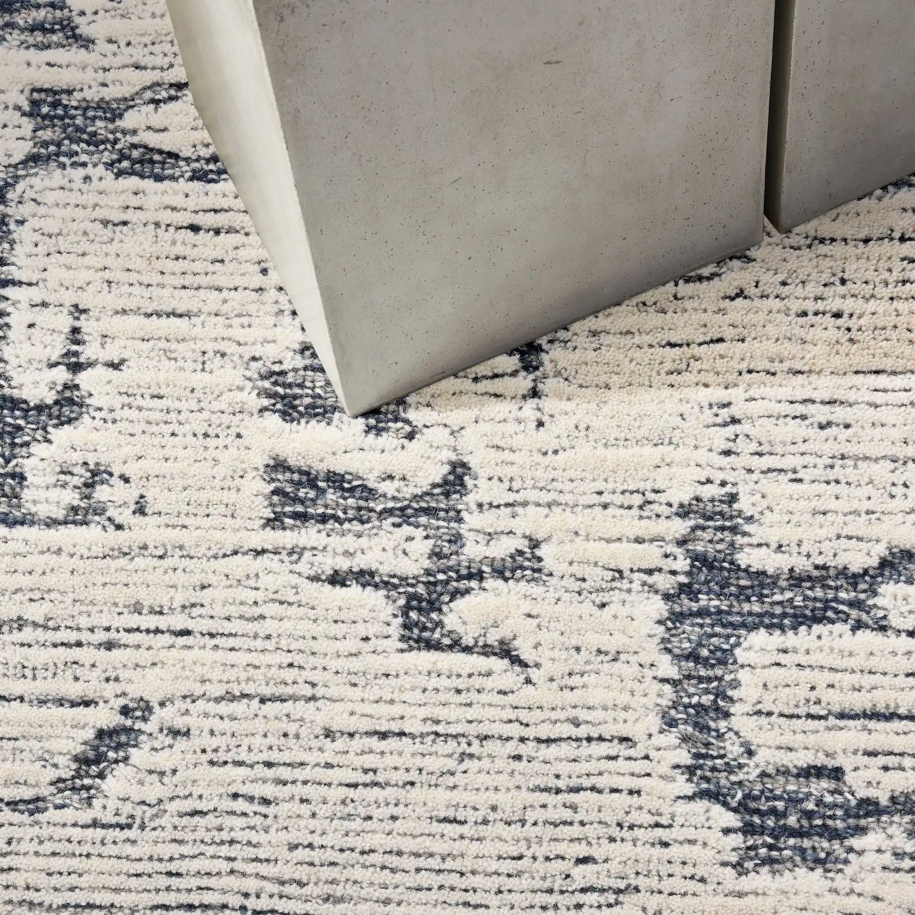 CK009 Sculptural SCL01 Blue Rug - Image 3