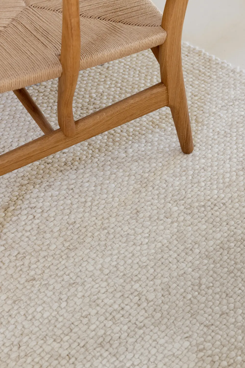 Craft Matter Plain Warm White 049106 Rug - Image 2