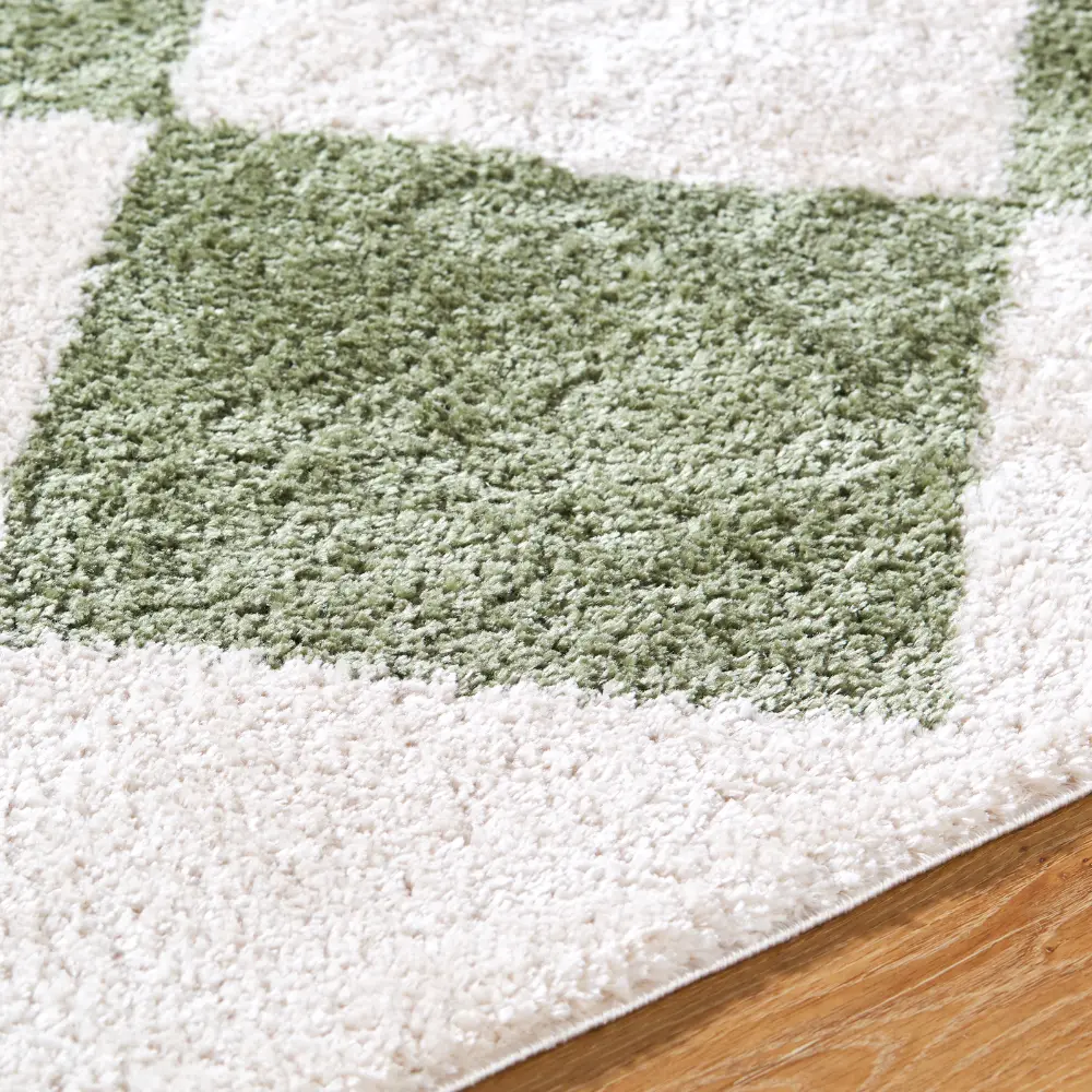 Deline Machine Washable Shaggy Diamond Grass Green Rug - Image 3