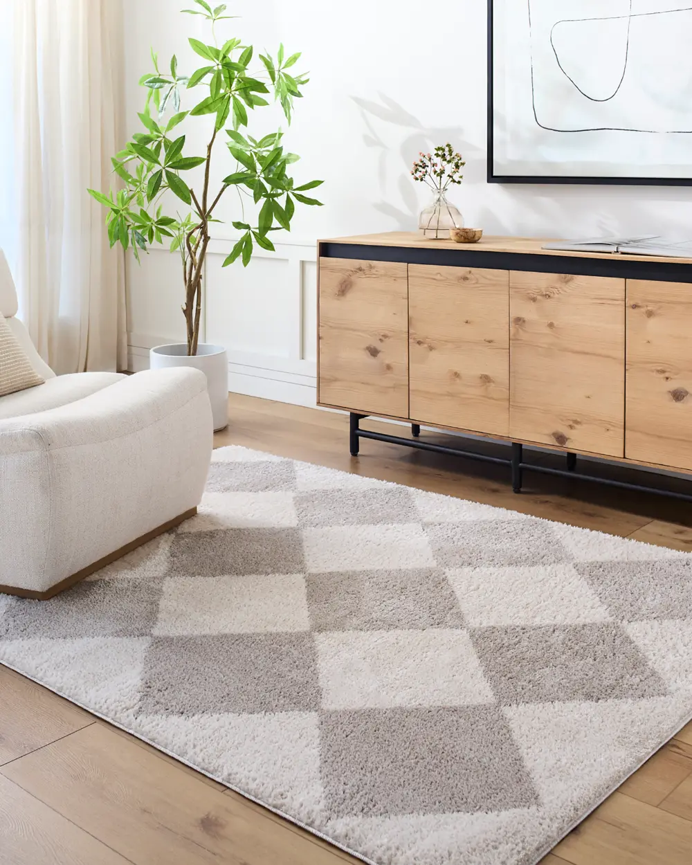 Deline Machine Washable Shaggy Diamond Medium Grey Rug