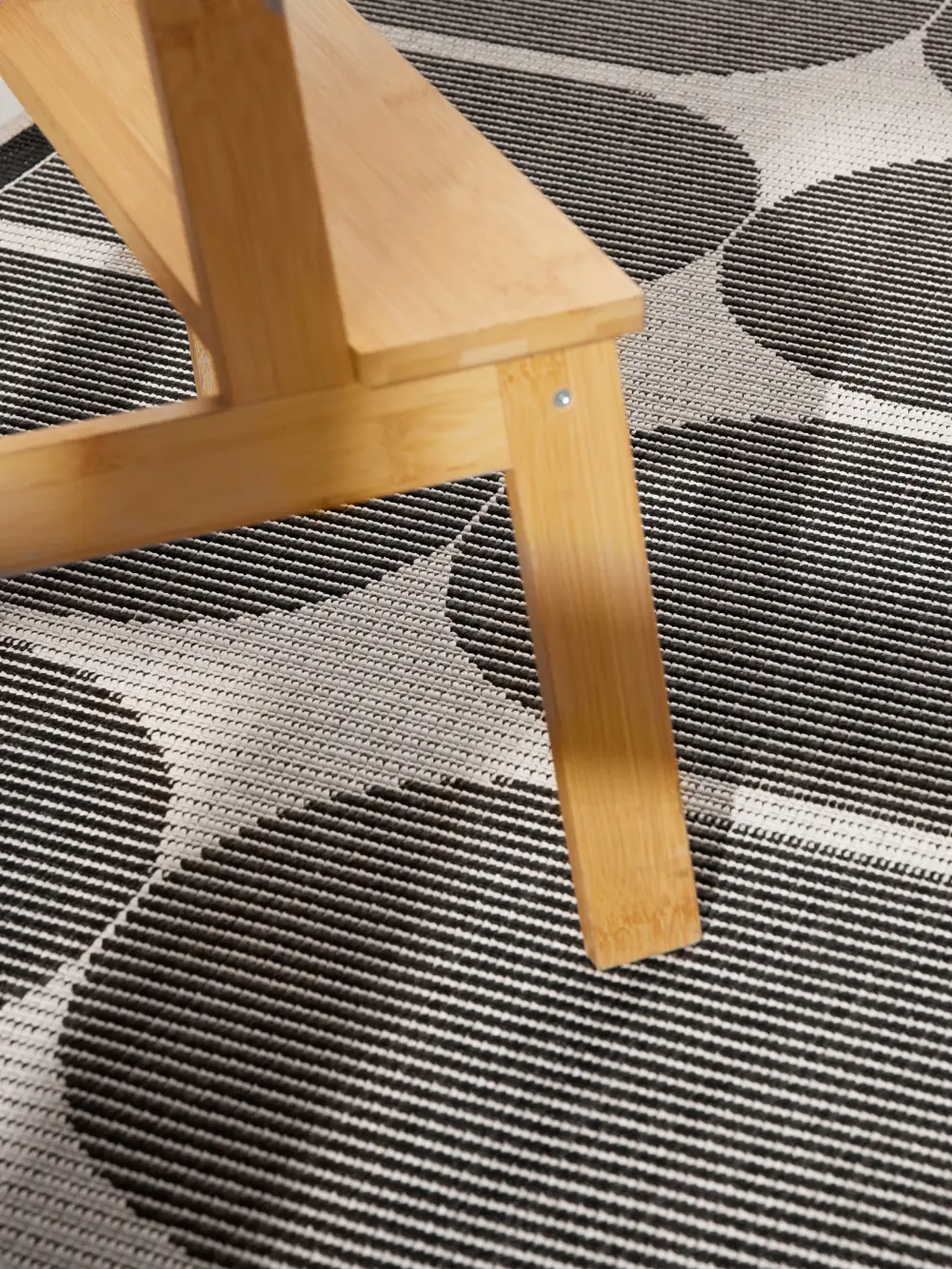 Duet 106244 Black White Indoor / Outdoor Reversible - Image 24