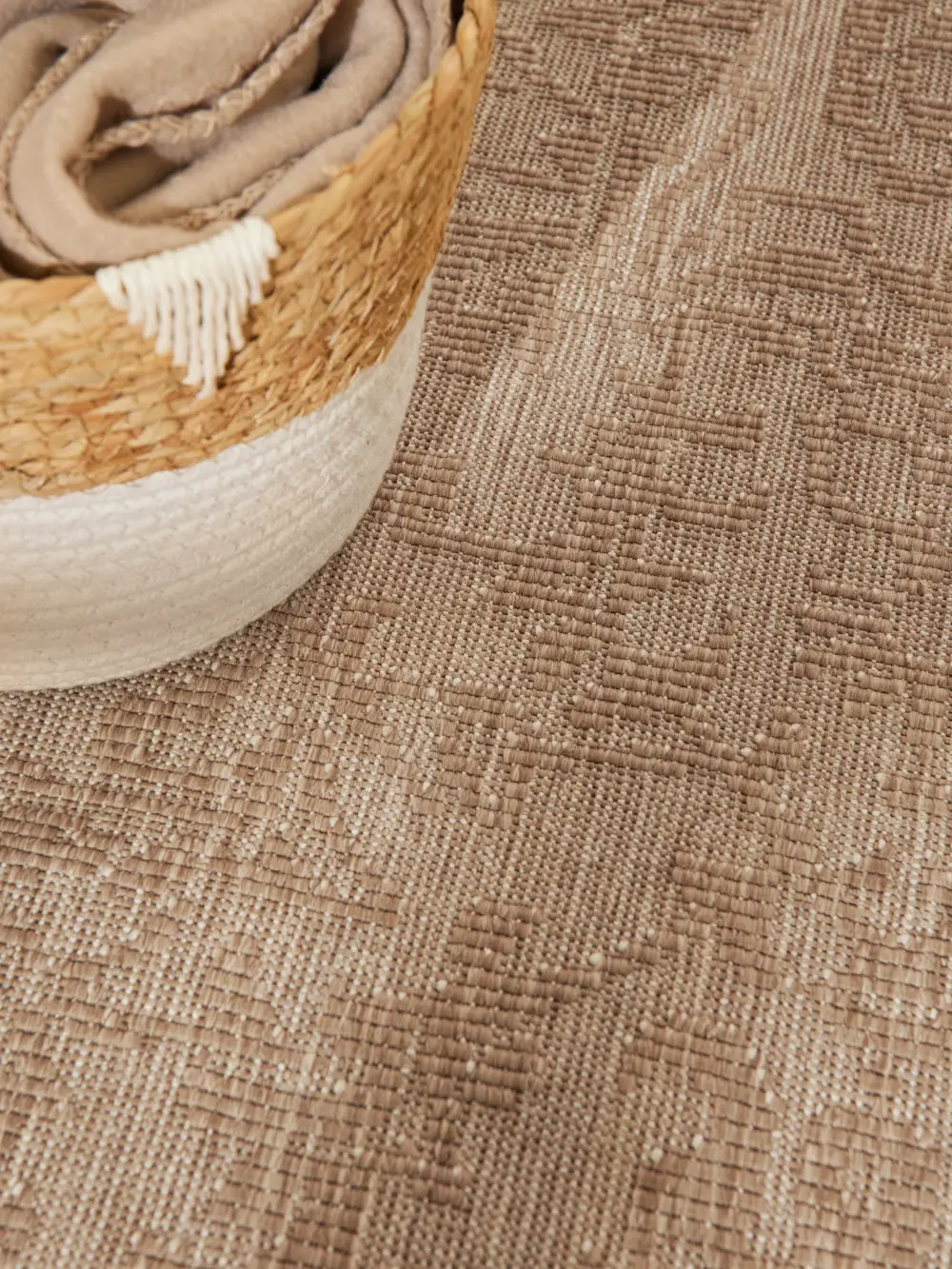 Duet 106250 Jute White Indoor / Outdoor Reversible - Image 5