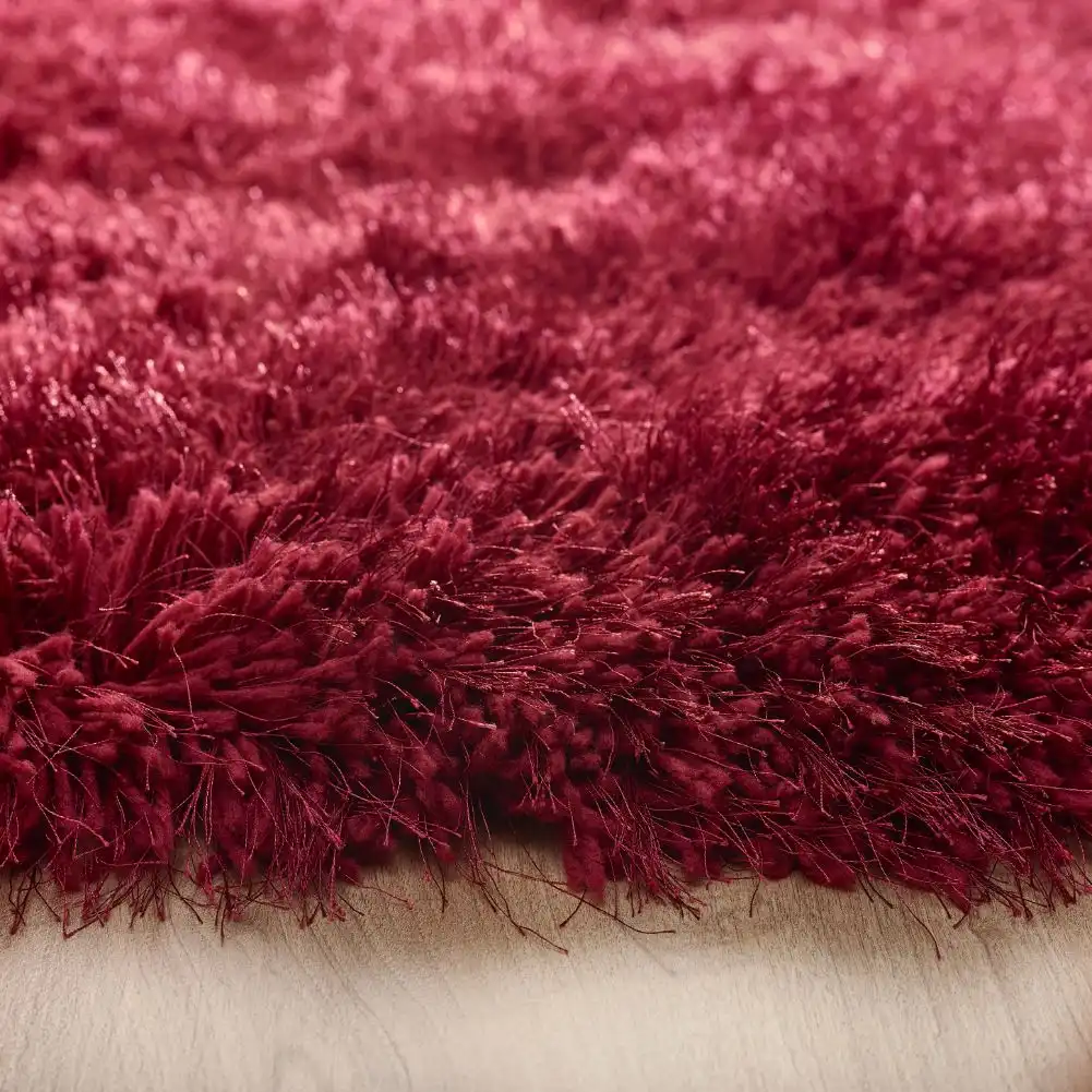 Extravagance Wine Rug - Image 4