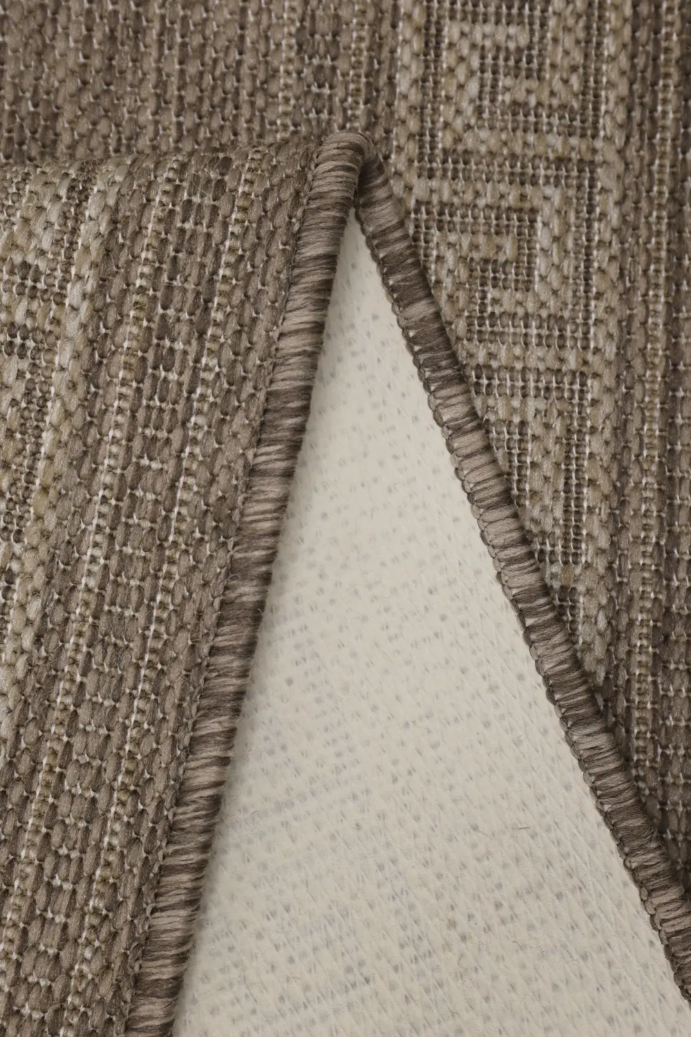 FLATWEAVE GEL Greek Key Latte - Image 6