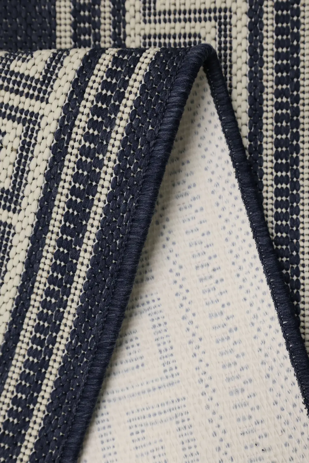 FLATWEAVE GEL Greek Key Navy - Image 6