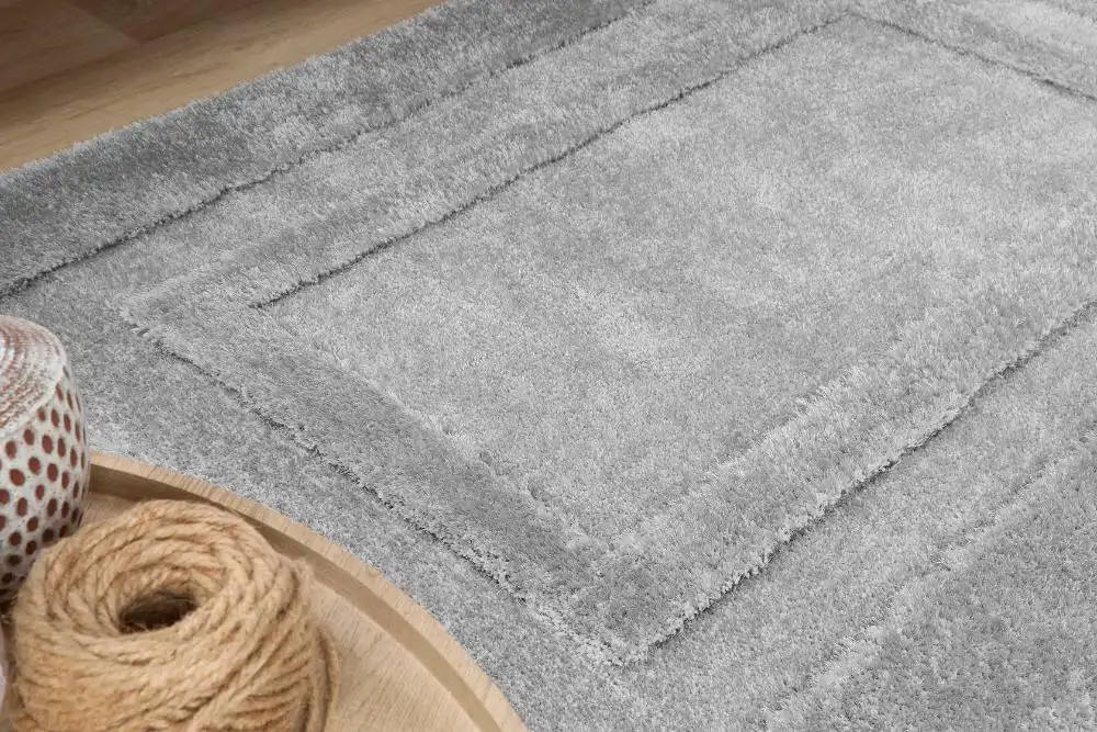 Frame Silver Rug - Image 4