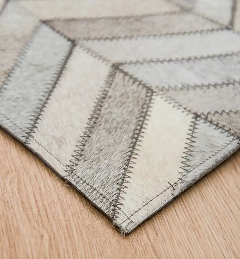 Gaucho Chevron Rug - Image 4