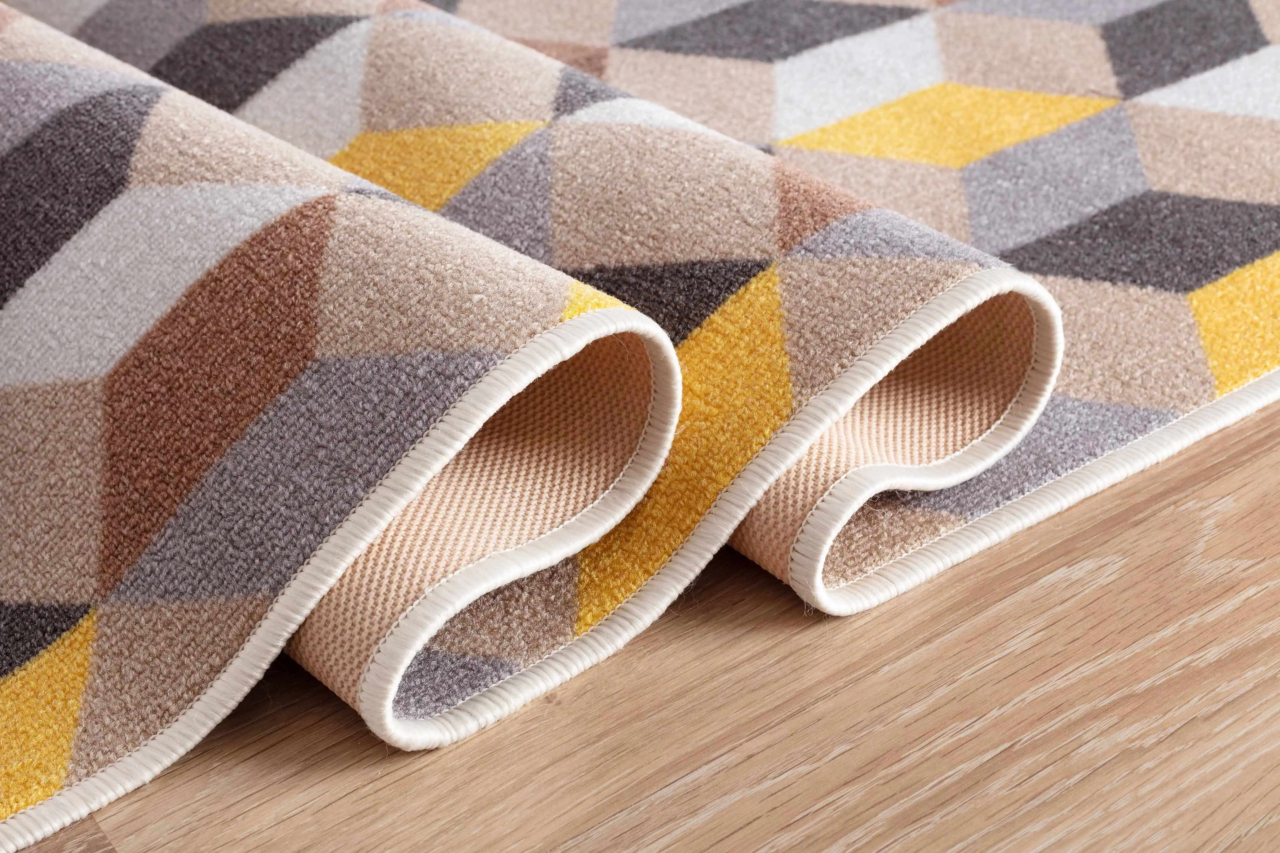 Washable Gel-Back Havana Arrow Gold Rug - Image 3