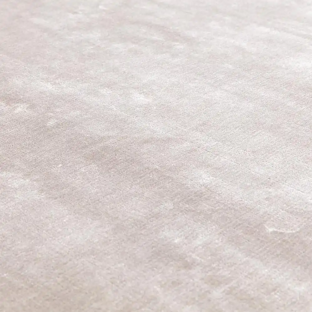 Gleam Silver Rug - Image 2