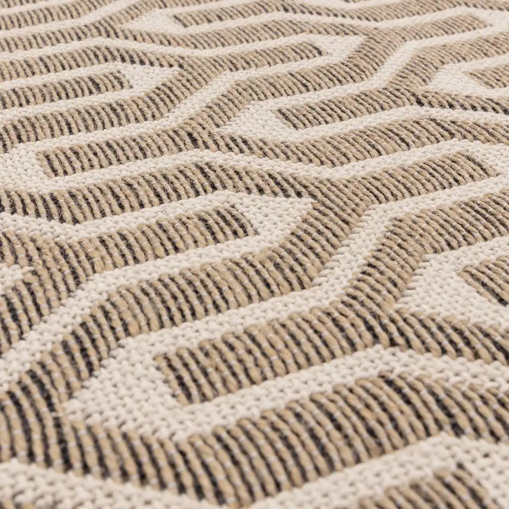 Global Cream Lattice Rug - Image 3