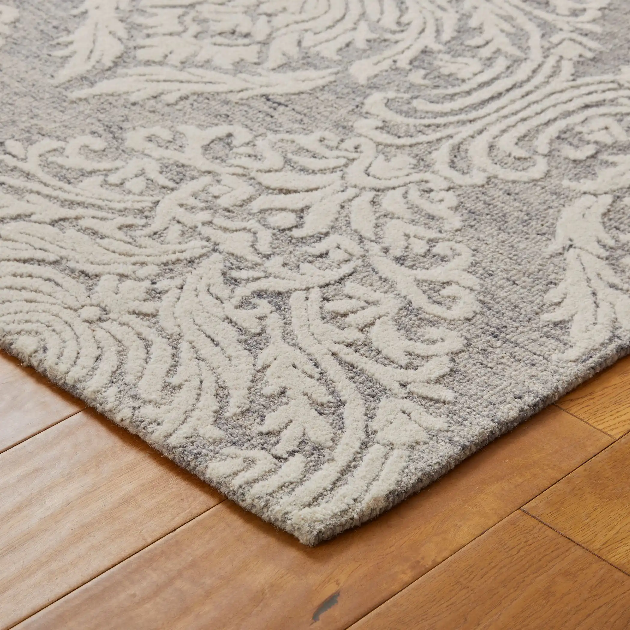 Hampton Damask Grey Cream Rug - Image 5