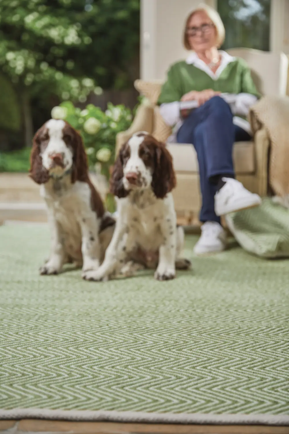 Hug Woven Herringbone Green Rug - Image 3