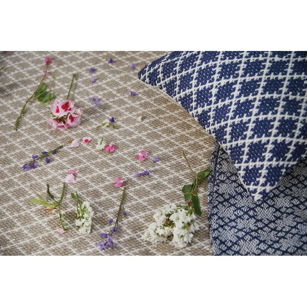 Hug Woven Trellis Natural Rug - Image 5