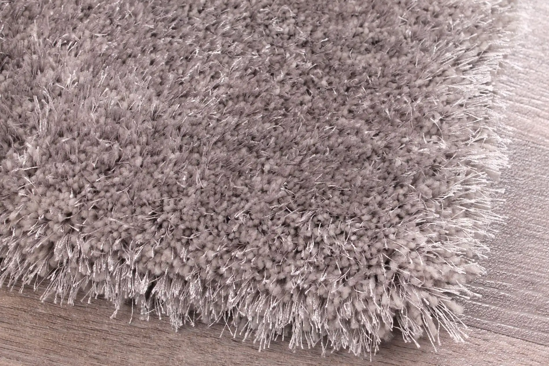 Indigo Silver Rug - Image 3