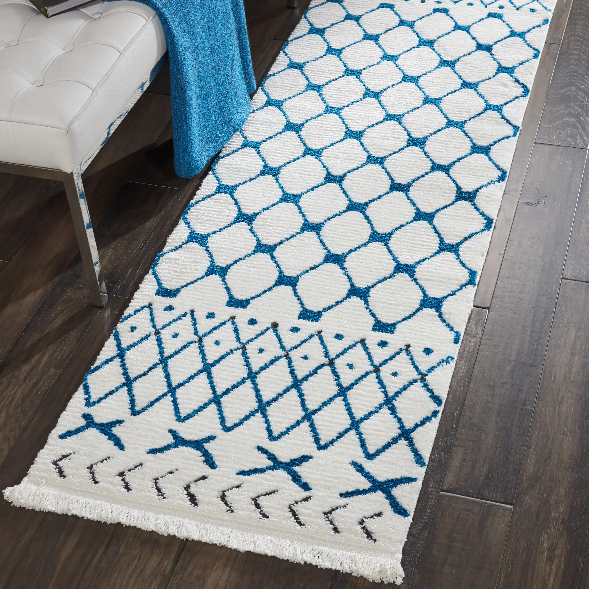 Kamala DS500 White Blue Rug - Image 3