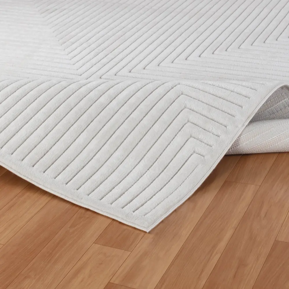 Kiyoshi In- & Outdoor 3D High & Low Pile Textured White Rug - Image 10