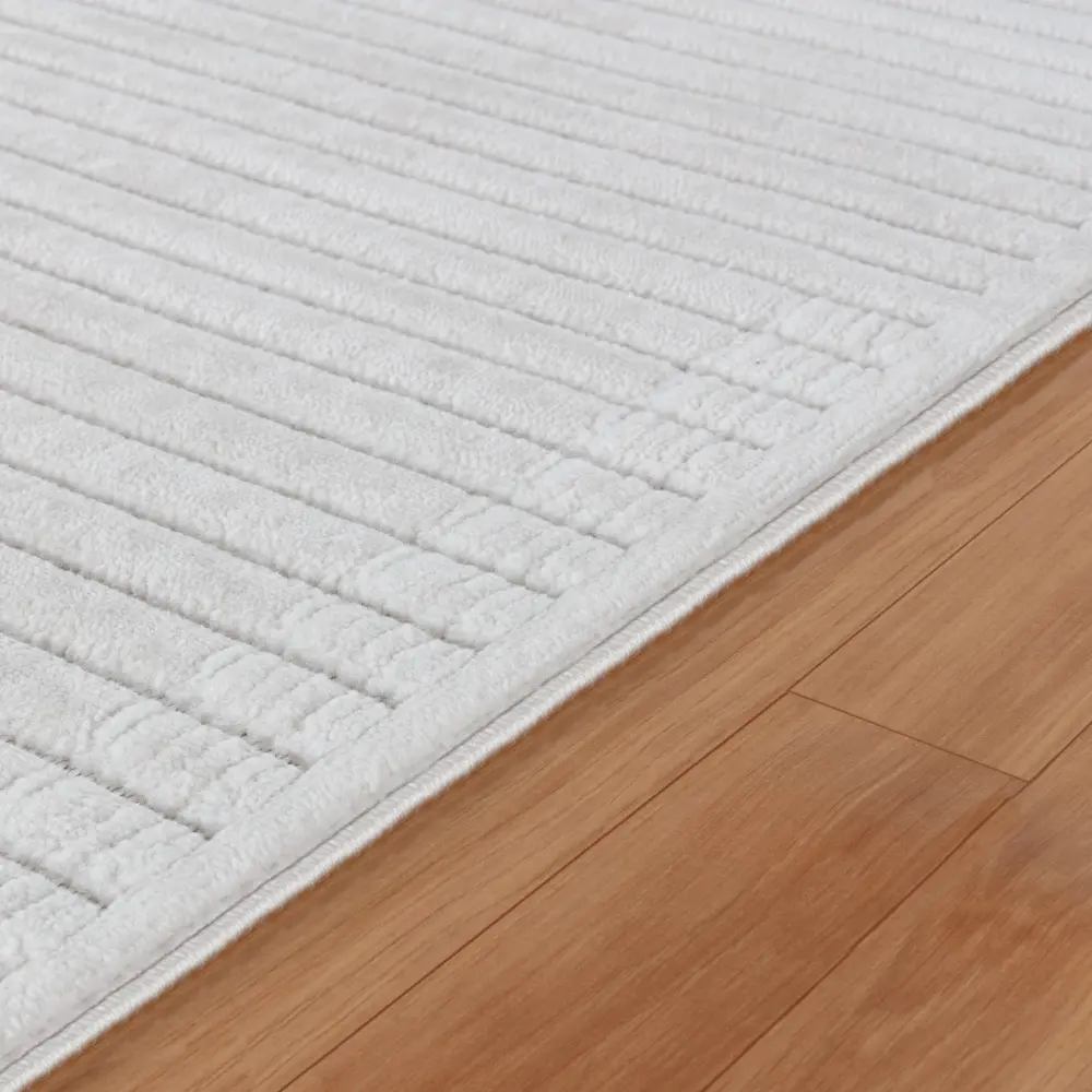 Kiyoshi In- & Outdoor 3D High & Low Pile Textured White Rug - Image 4