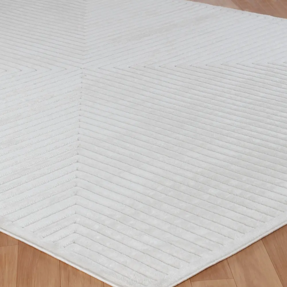 Kiyoshi In- & Outdoor 3D High & Low Pile Textured White Rug - Image 9