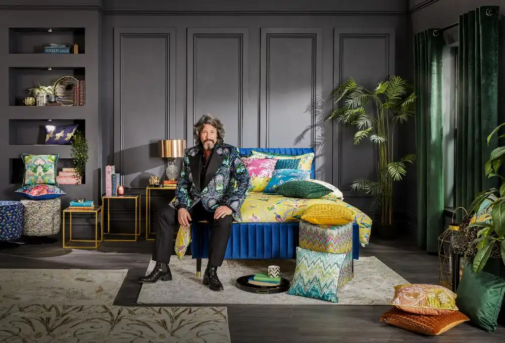Laurence Llewelyn-Bowen Damask Bronze Rug - Image 10