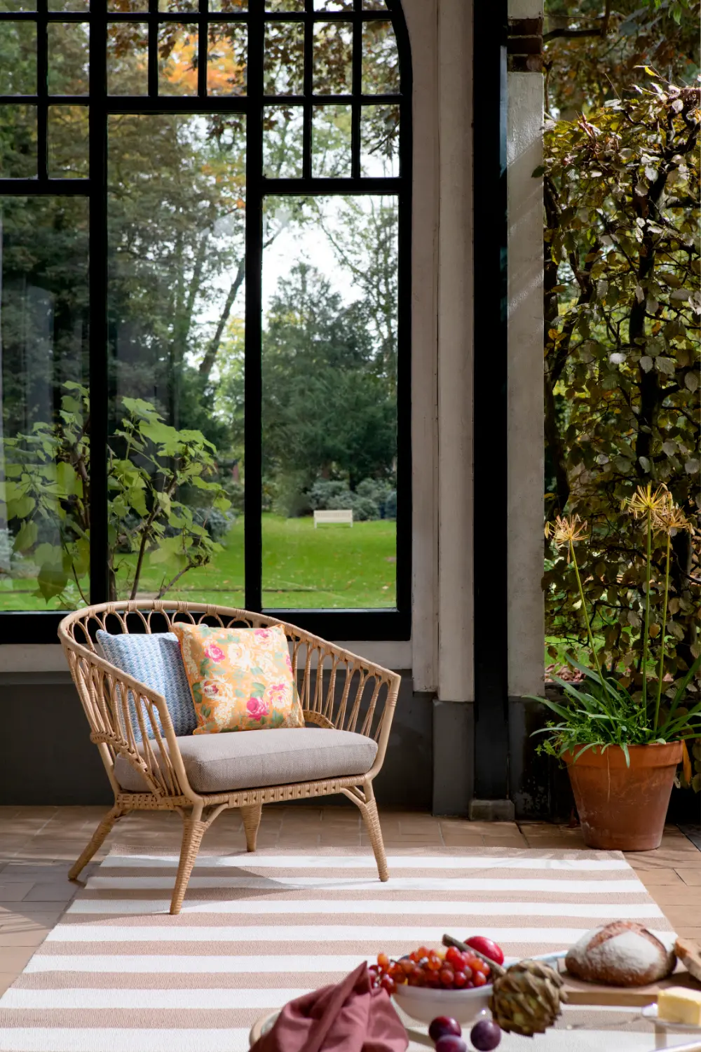 Lille Laura Ashley Pale Ochre outdoor 480001 Rug - Image 2