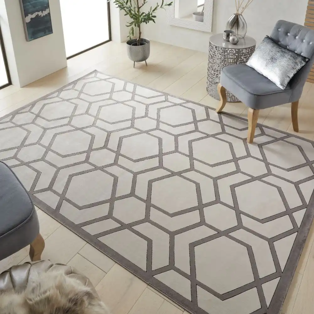 Lugano LUG04 Ivory Light Grey Rug