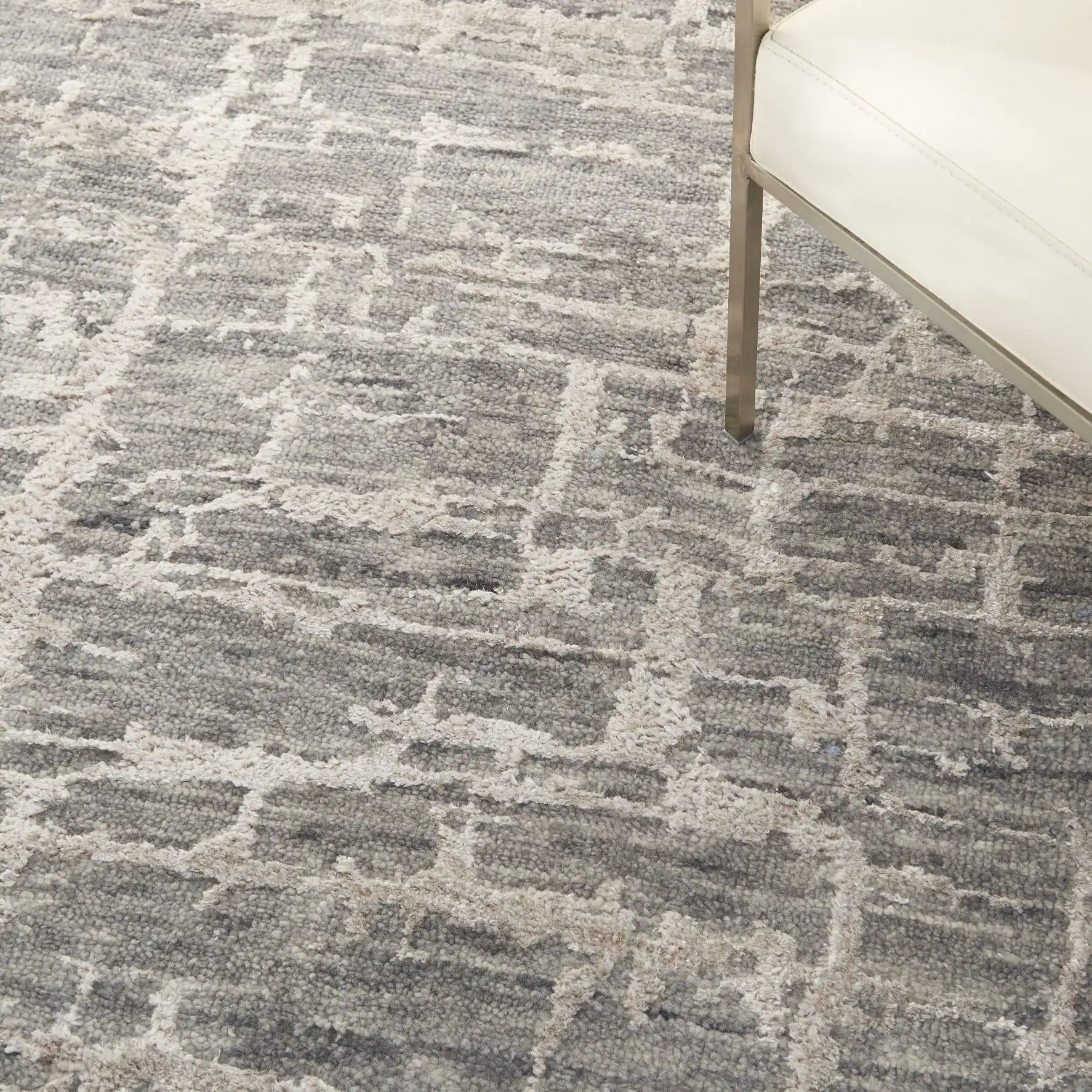 Luna LUN02 Grey Silver Rug - Image 5