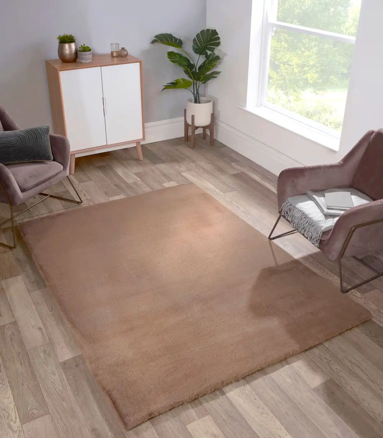 Luxe Faux Fur Beige Rug