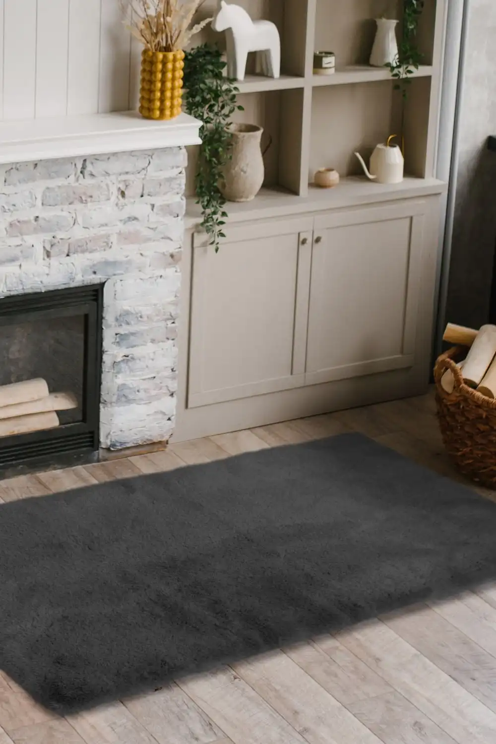 Luxury Faux Fur Melrose Grey Rug - Image 4