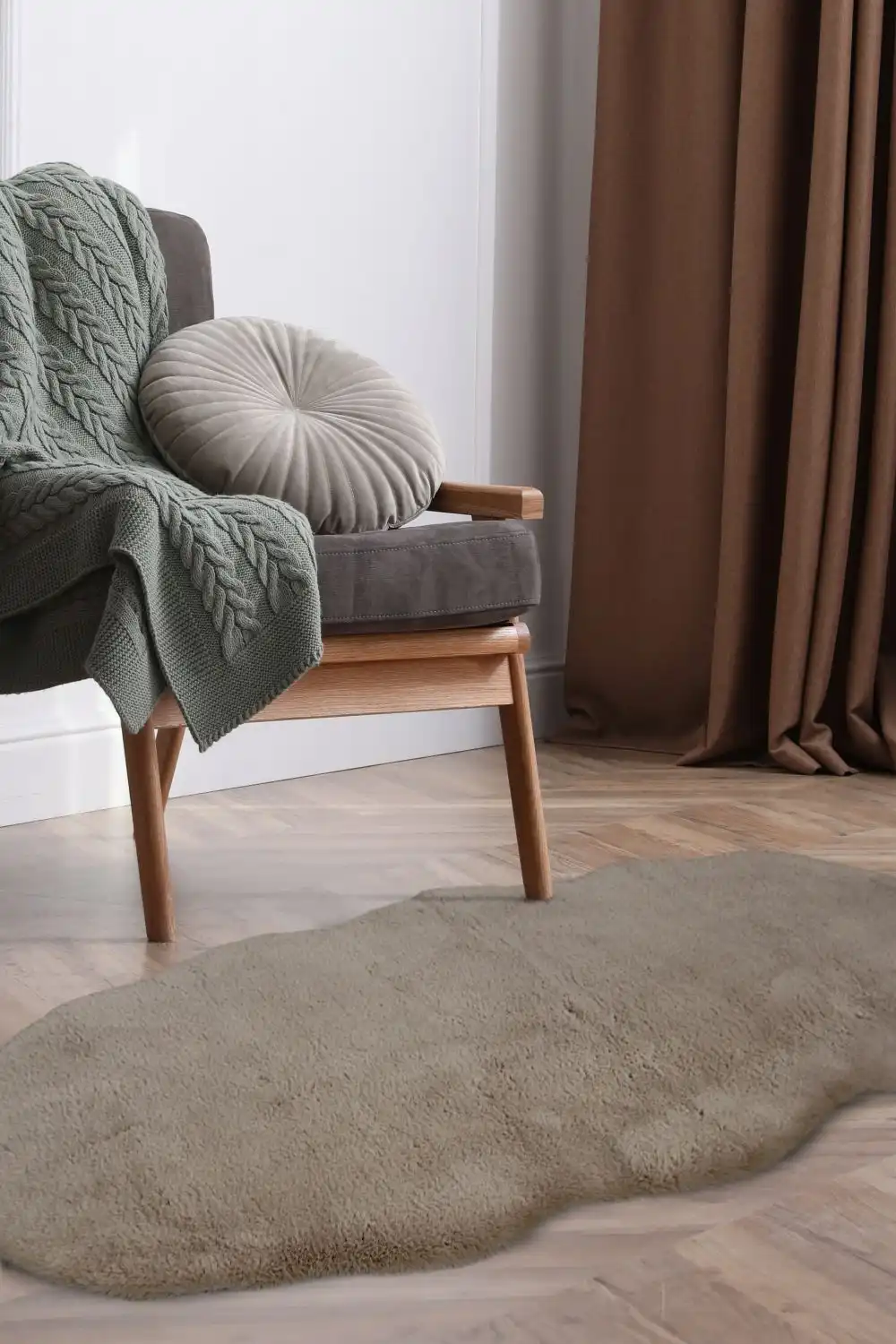 Luxury Faux Fur Melrose Natural Rug - Image 2