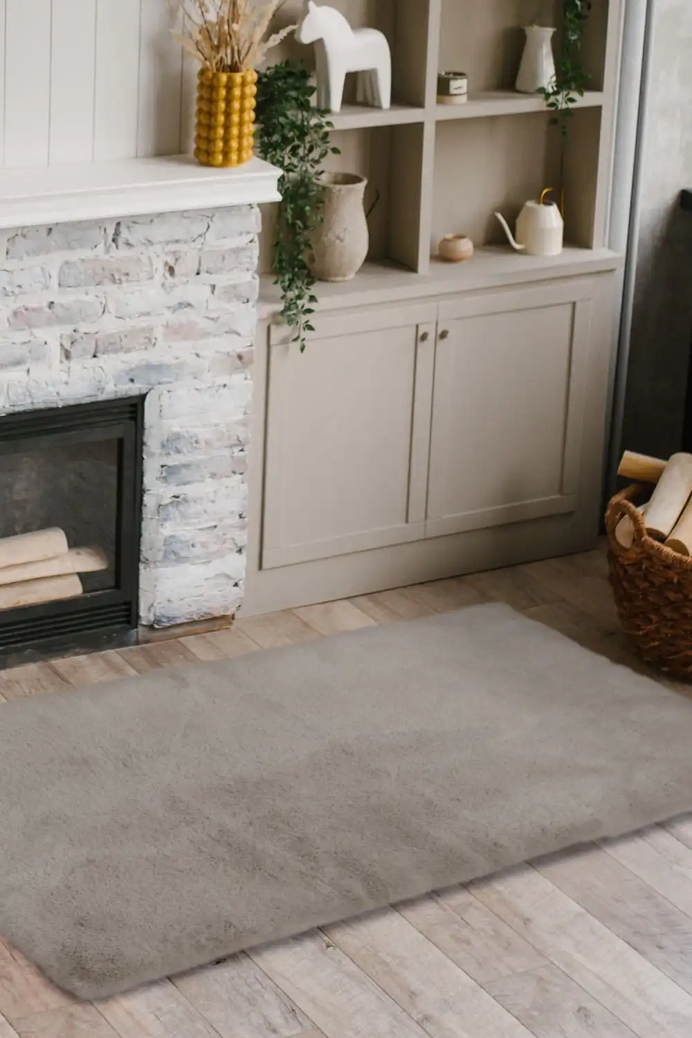 Luxury Faux Fur Melrose Natural Rug - Image 8