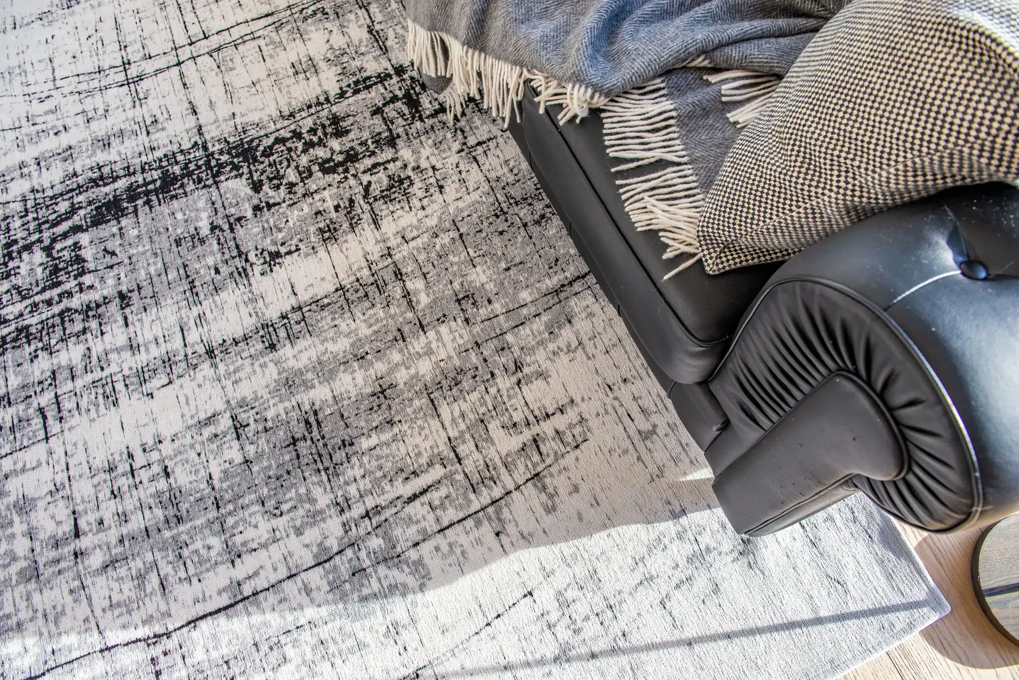 Mad Men 8926 Black and White Washable Rug - Image 6