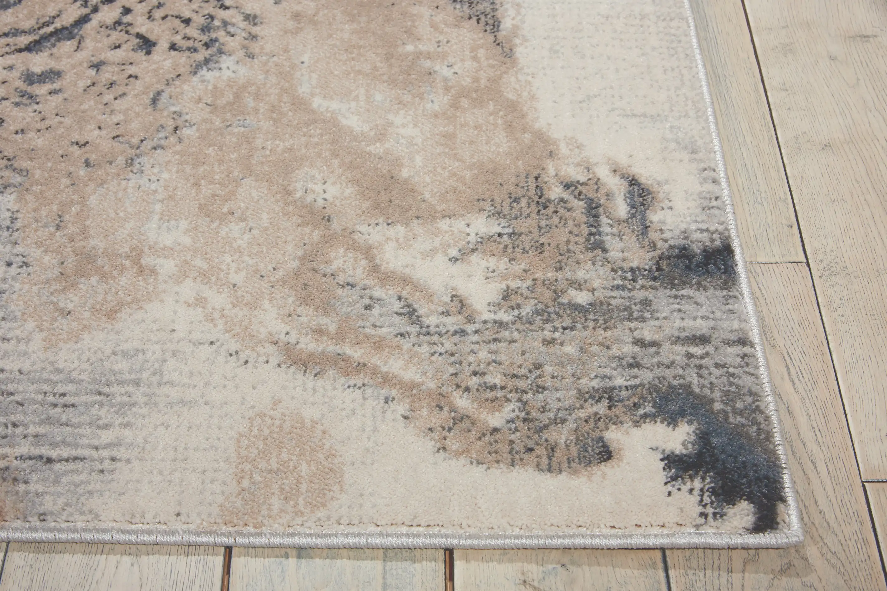 Maxell MAE08 Grey Rug - Image 2
